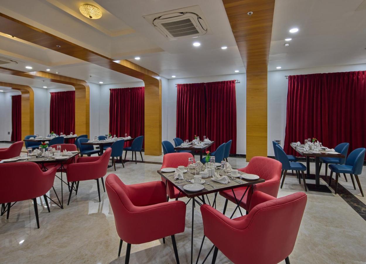 Golden Tulip Tirupati Hotel Exterior photo
