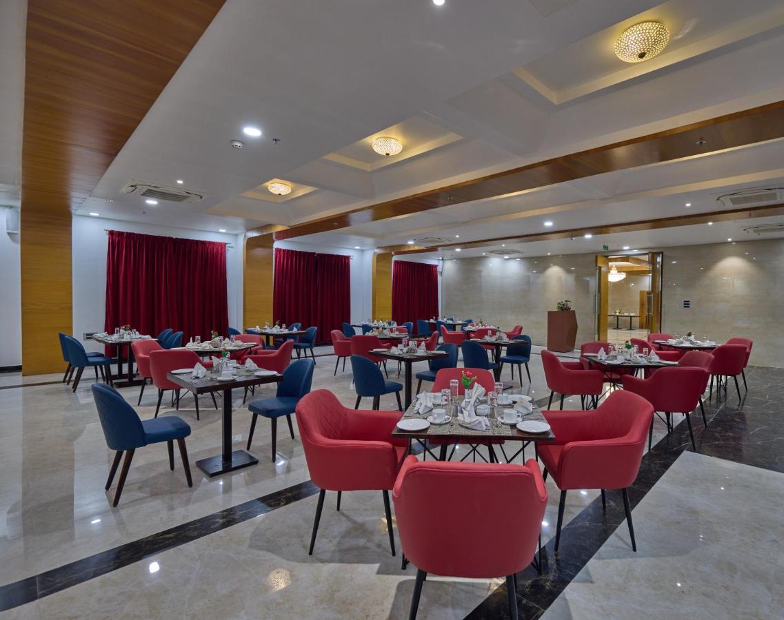 Golden Tulip Tirupati Hotel Exterior photo